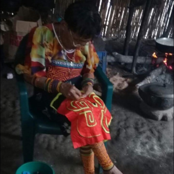 FLASH PRICE Handmade Tribal Mola  Shoe 8.5-9. - Picture 12 of 16